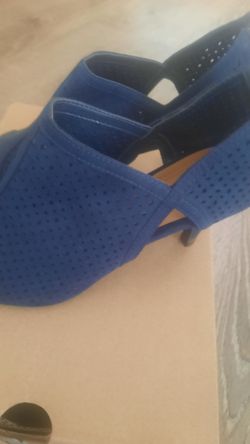 Women's shoes