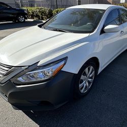 2016 Nissan Altima - Mechanic Special / Parts Car