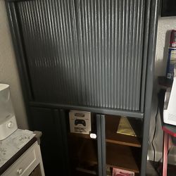 Free Must Pick Up