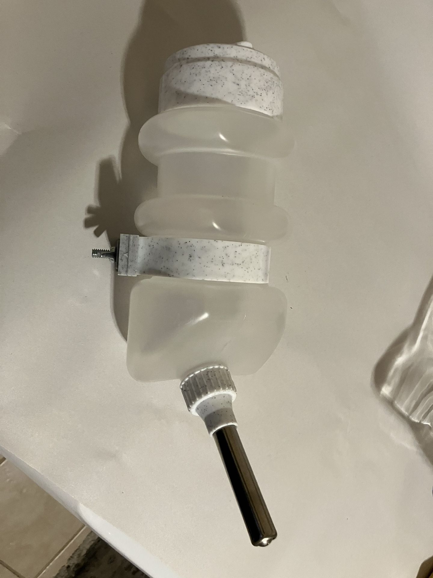 FREE dog bottle for kennel