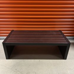 Modern Coffee Table with Removable Glass Top