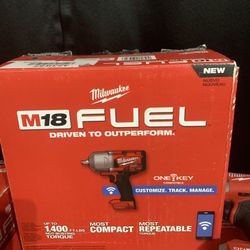 Milwaukee M18 FUEL ONE-KEY 18V Lithium-Ion Brushless Cordless 1/2 in. Impact Wrench