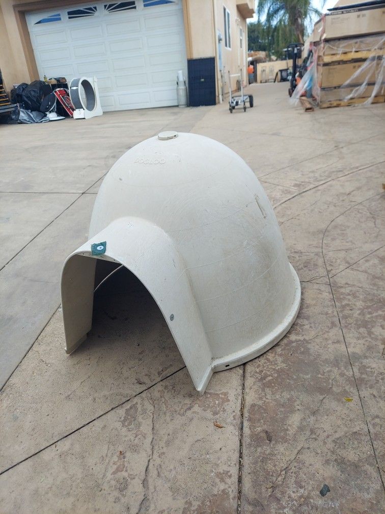Dogloo Dog House $30