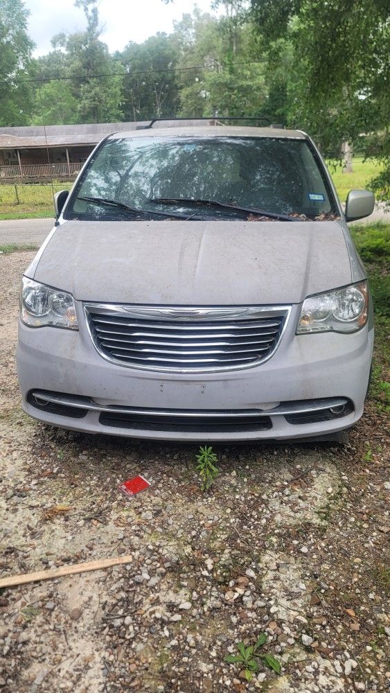 2011 Chrysler Town & Country