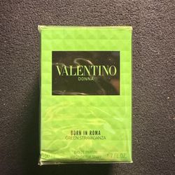 Valentino Perfume 