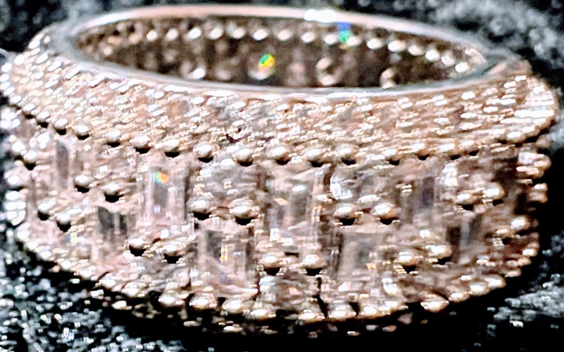 RING, NEW