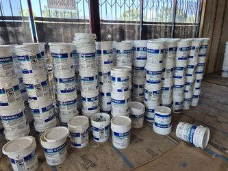 5 gal paint buckets for sale