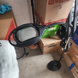 Magnifying Lamp For Skincare, Esthetician