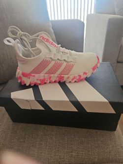 Girl adidas shoes