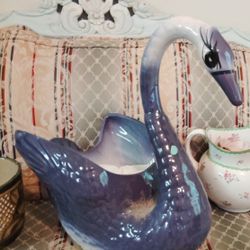 Ceramic Large Swan