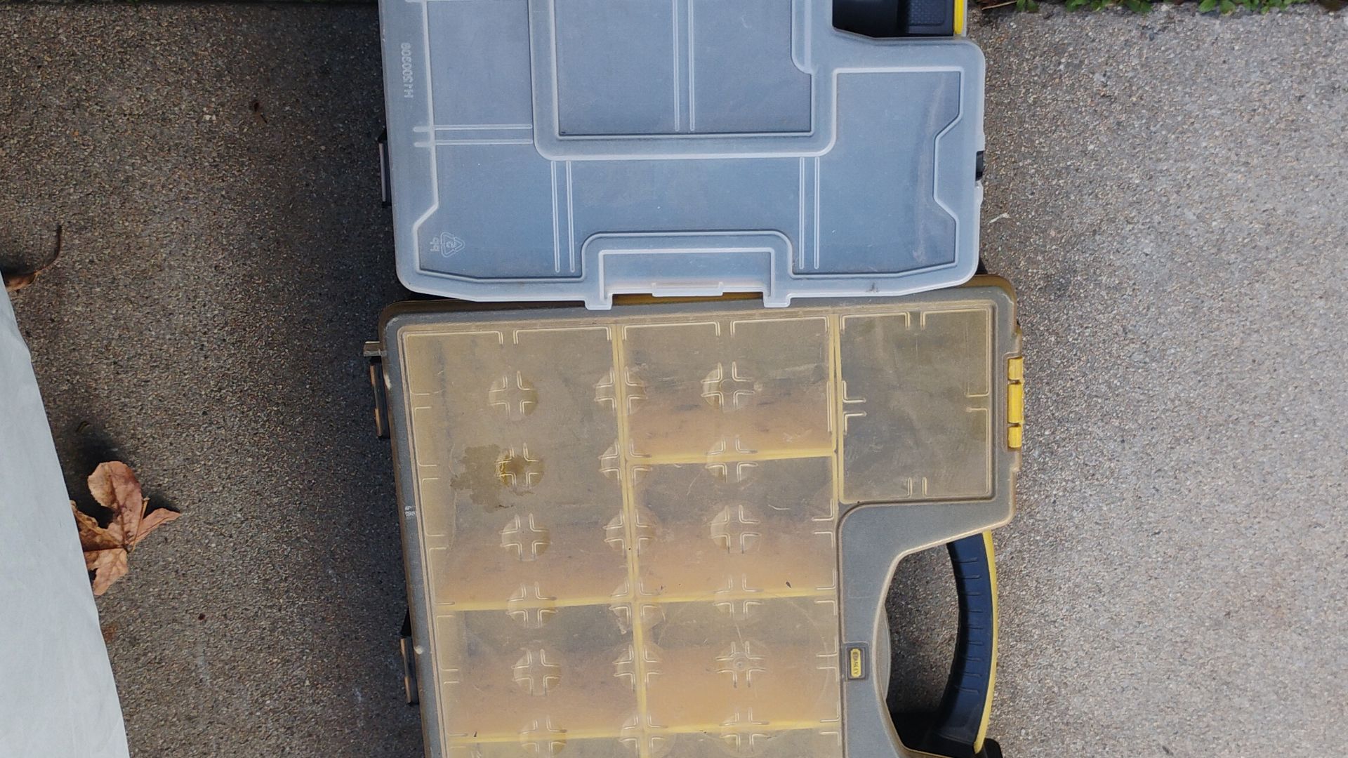 Stanley storage containers