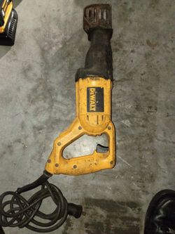 DEWALT DW304P Reciprocating Saw