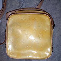 Louis Vuitton Shoulder Bag 