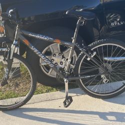 SPECIALIZED Hardrock Bike:  Gray - 17”