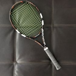 Restring Tennis Racket Service