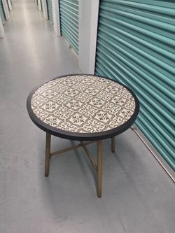 Hampton Bay Mix and Match Round Metal Outdoor Indoor Coffee Table with Ceramic Tile Top