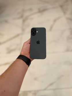 iPhone 17