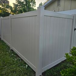 Vinyl Fence 