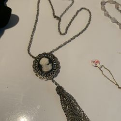 Vintage Jewelry Lmk If Intrested Ifanythingo