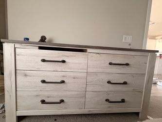 Dresser & night stand