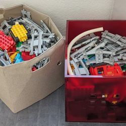 Lego Duplo Train Set And Vehicles 