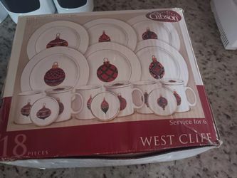 Western Cliff  Christmas Dessert Set
