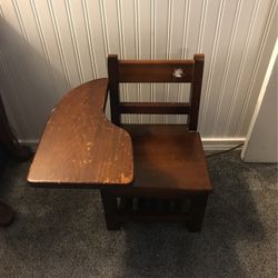 Toddler Desk 