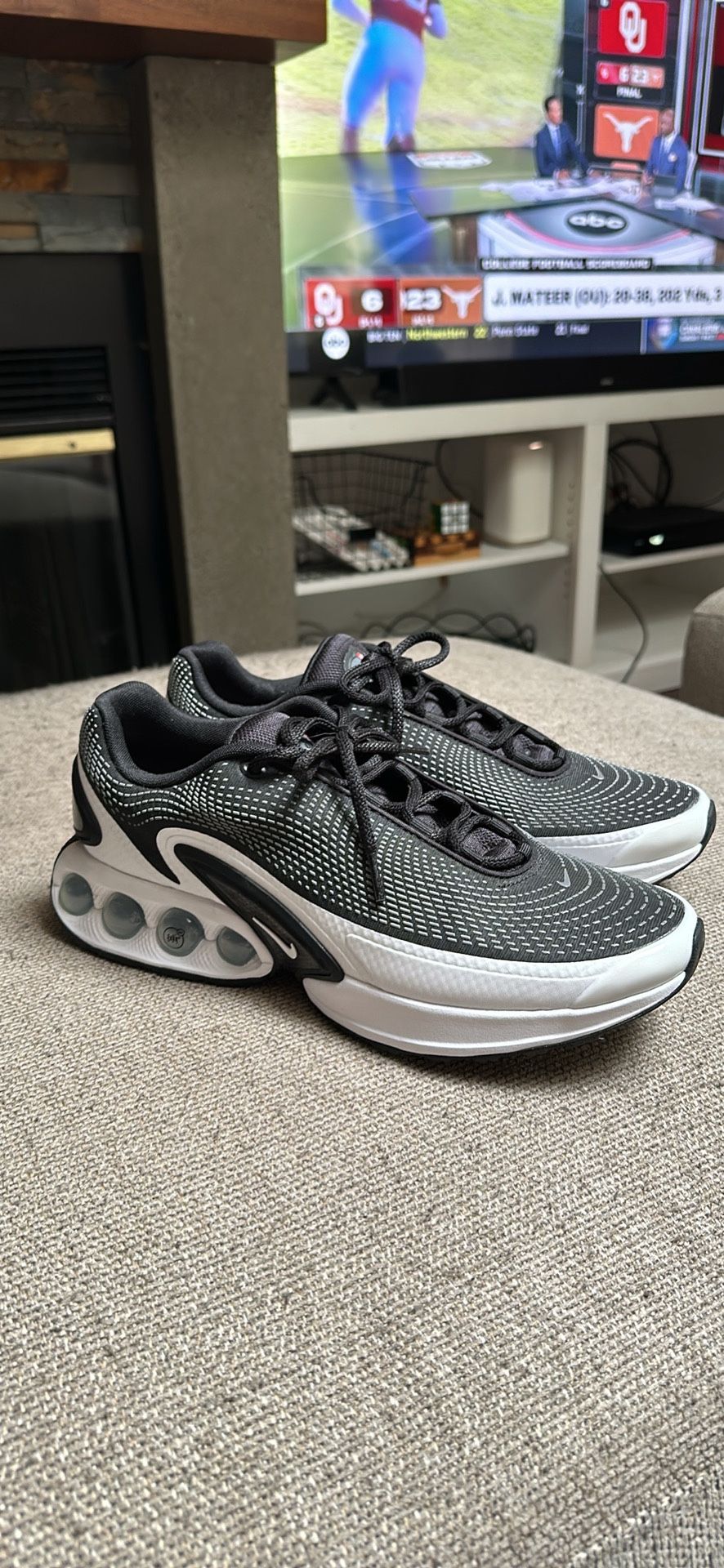 Nike Air Max DN Size 11 New