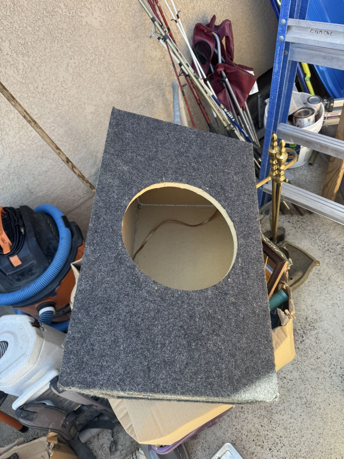 10” Subwoofer Box