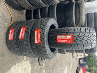 305/45/22 Un Set