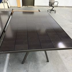 Free Desk- Solar Panel Desk