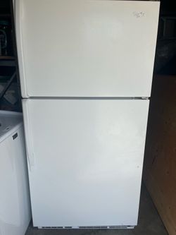 White whirpool  top freezer