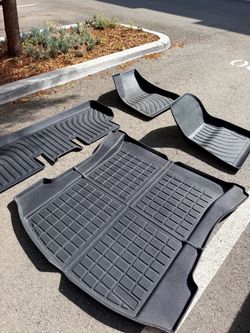 2023 Tesla model 3 mats