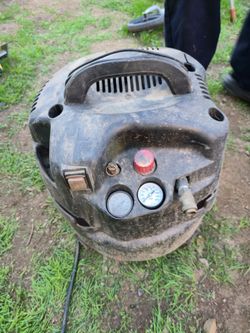 Air compressor