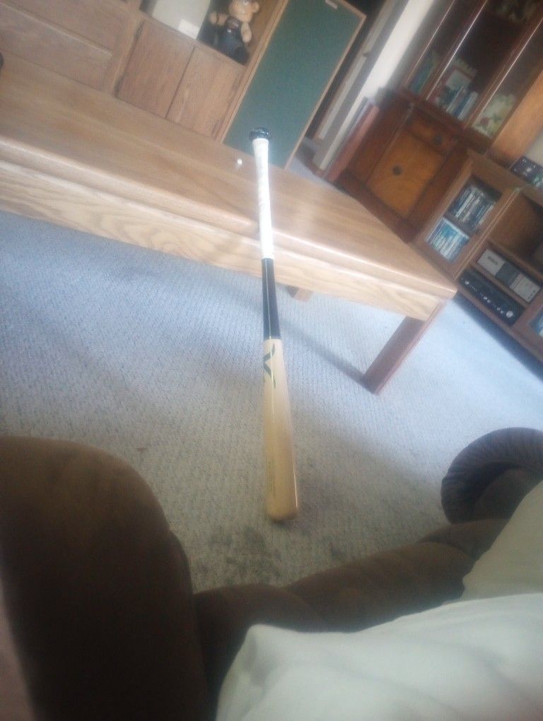 Maple Baseball Bat.