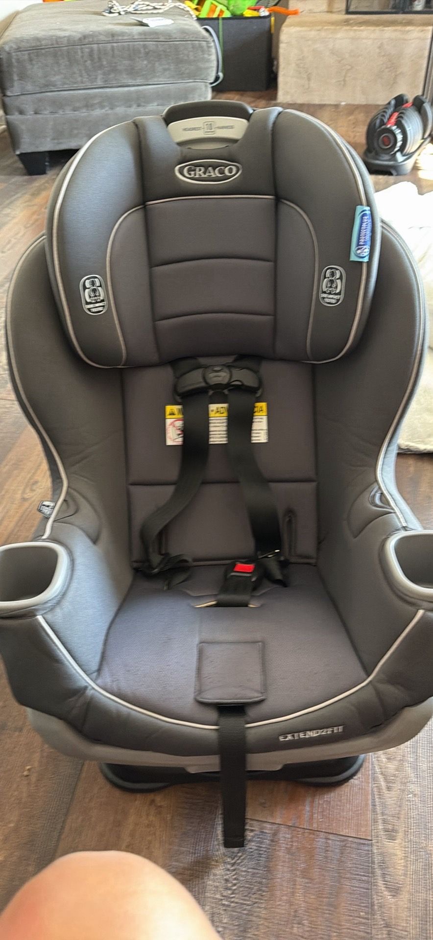 Graco Extend2Fit Convertible Car Seat