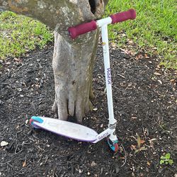 Scooters. Boys & girl. Mongoose & Razor