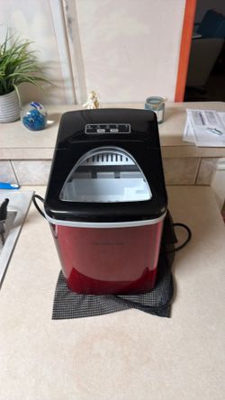 Ice maker