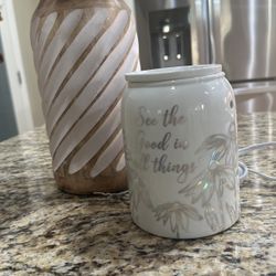 Scentsy Deluxe Wax Warmer “See The Good In All Things Warmer” Large Size