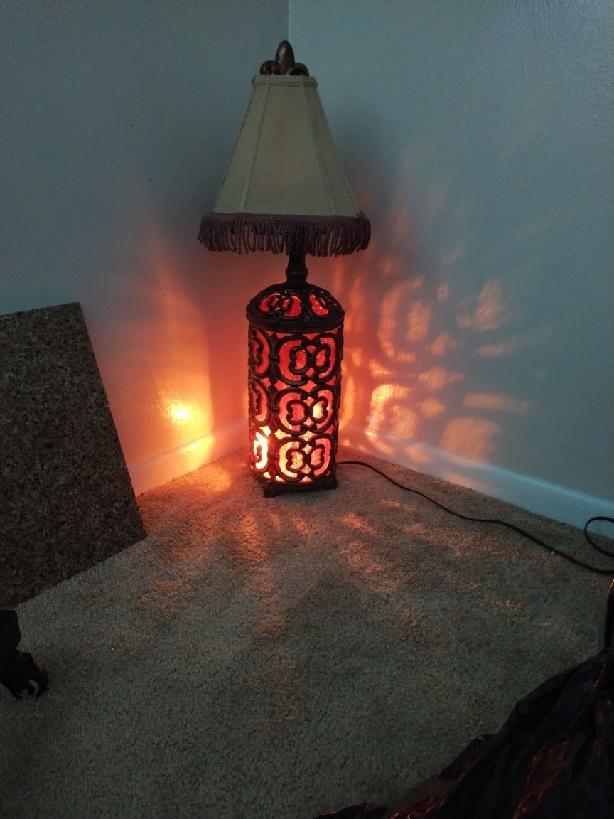 Vintage Swag Lamp With Interchangeable Light (Not Original Shade)