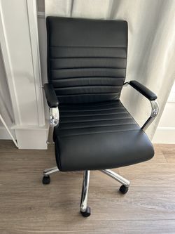 Modern black bonded Leather Office Chair