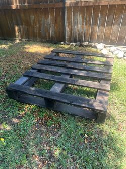 Free Wood Pallet