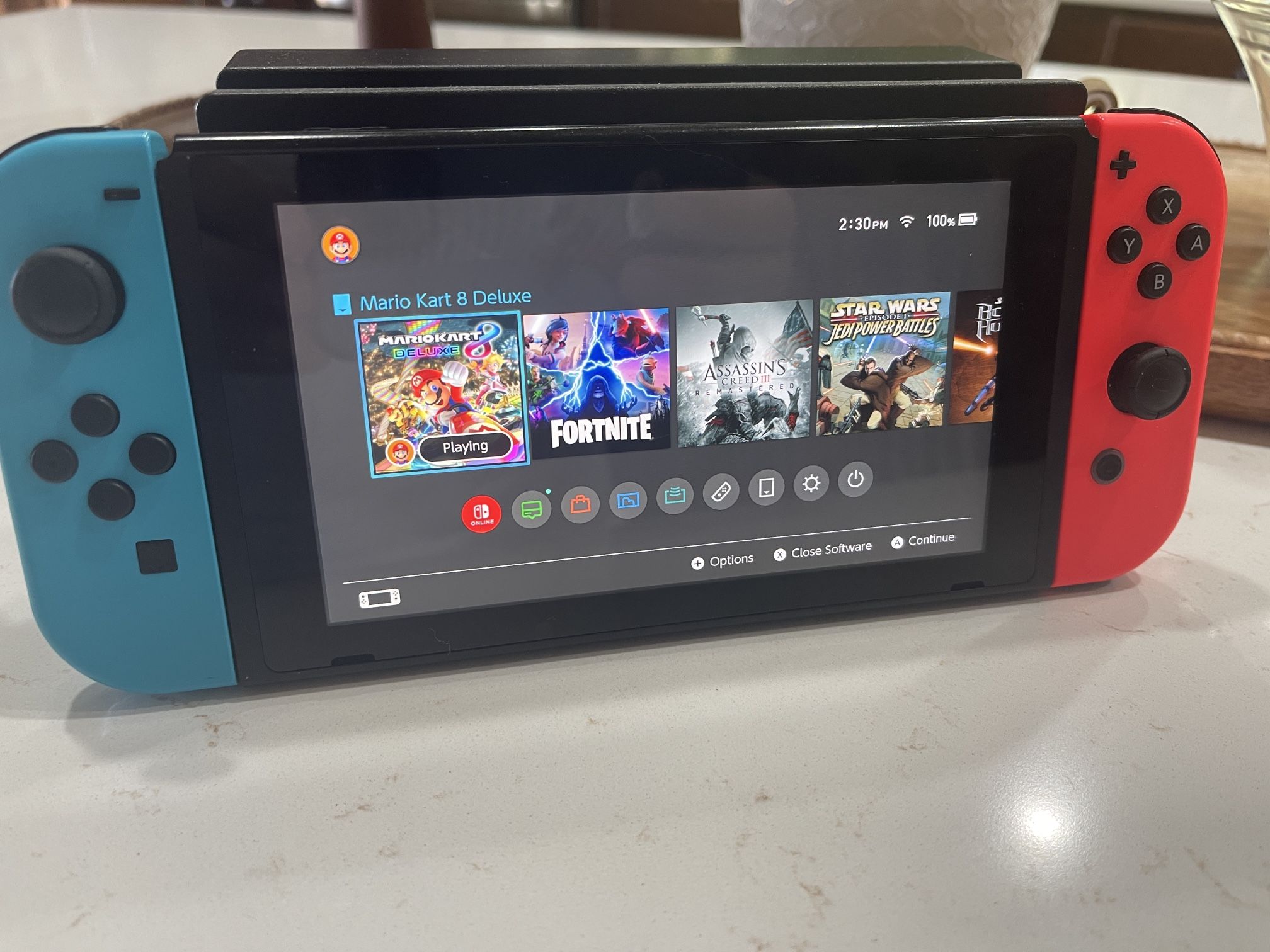 Nintendo Switch + 128 GB Micro Sd + Carry Case Located In East Mesa Signalbutte And Elliot I will restore to factory and take my account off. Non