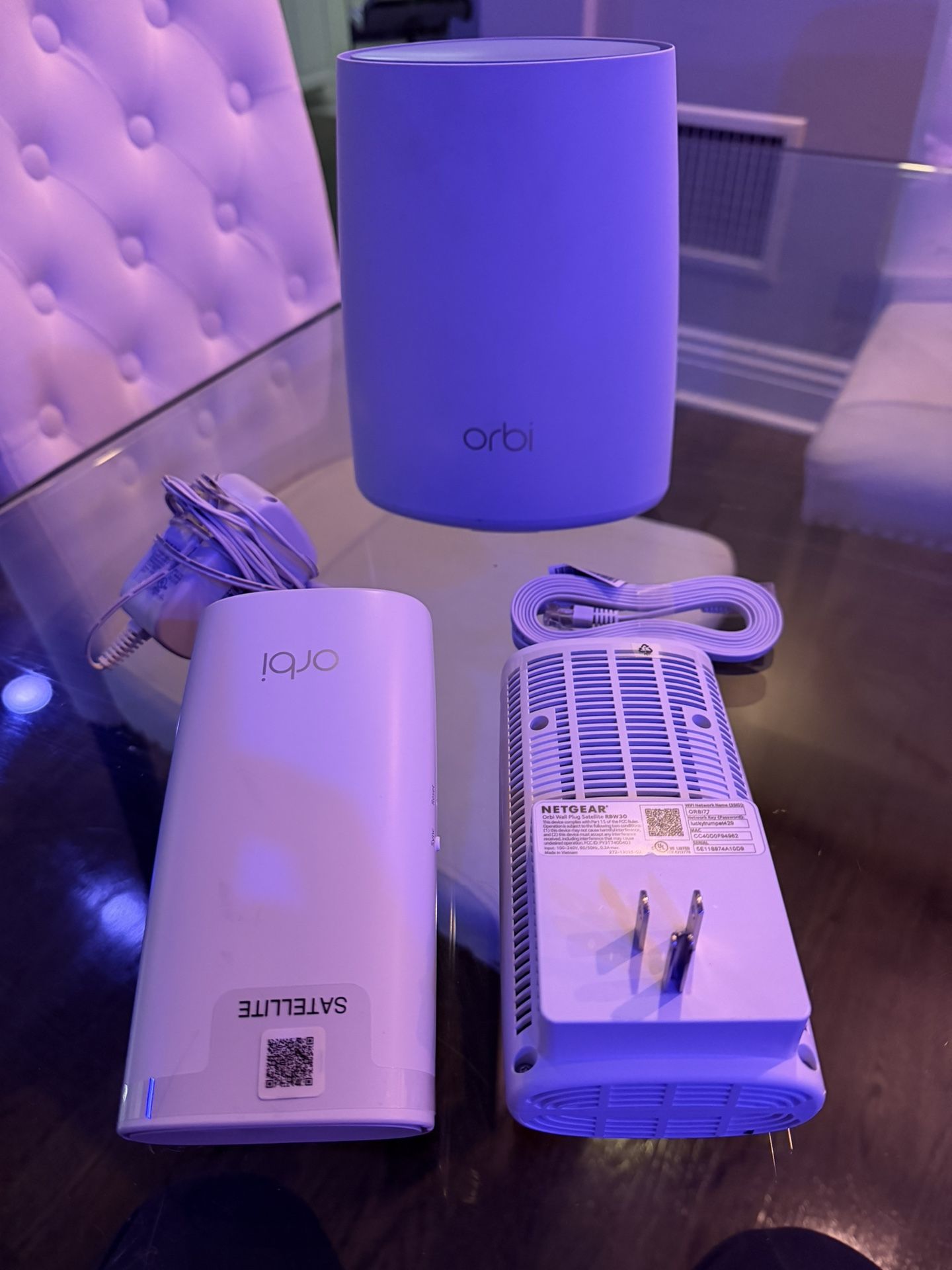 Orbi RBR40 Router with 2 Satellite RBW30’s $100 for all 3