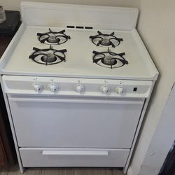 Stove 100 ob offer great condition