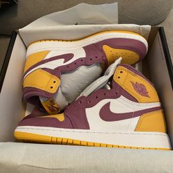 Air Jordan 1 Retro High OG (GS)  4.5Y    6.0 Women’s 