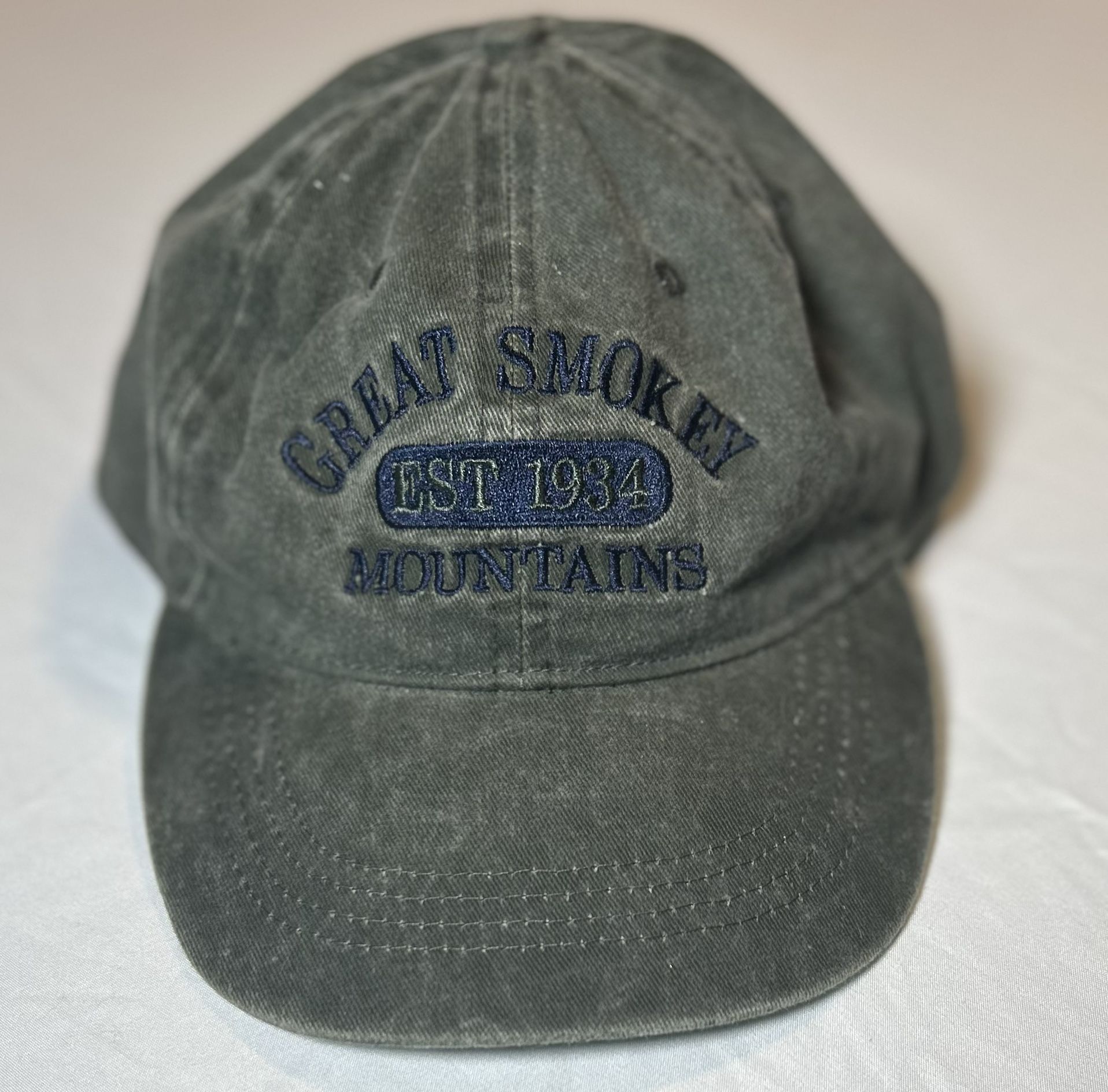 Velcro OSFA Hat Embroidered Great Smoky Mountains vintage Style Hat