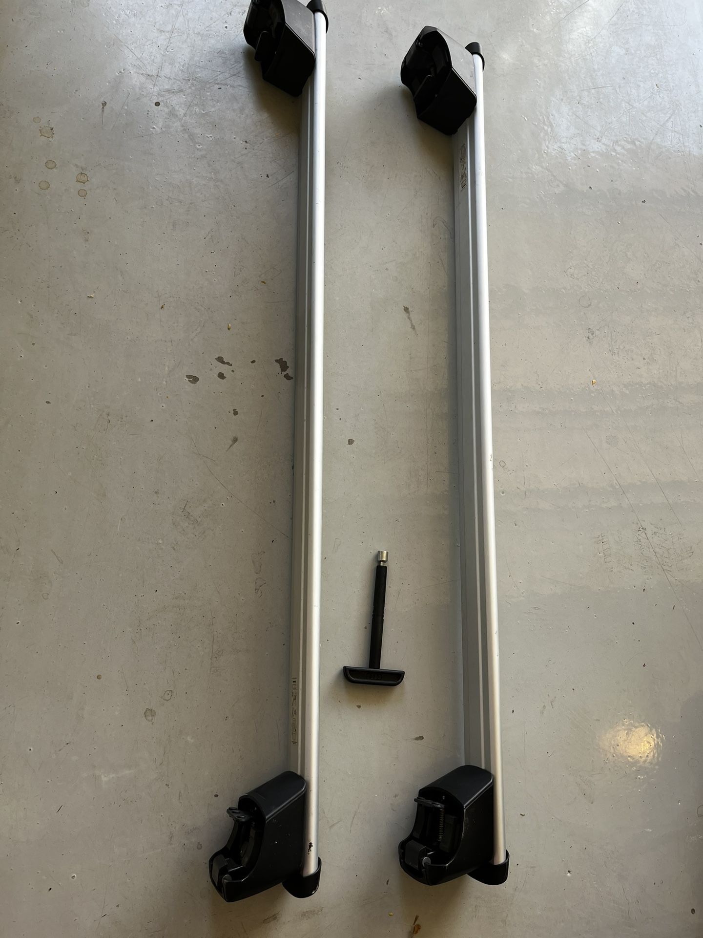 Roof Rack - OEM Audi Q5 Roof Rack Cross Bars