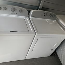 Whirl pool washer and dryer set