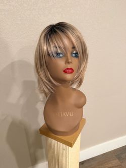 Short Blonde Bob Wig with Bangs never worn!